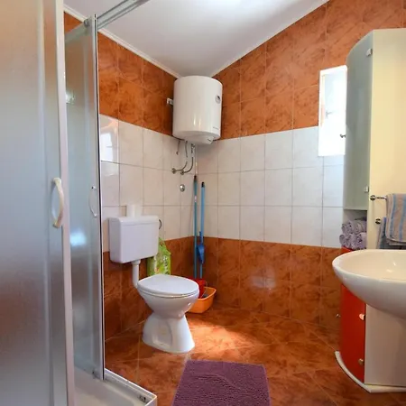 Holiday Home Pere Malinska Kültér fotó