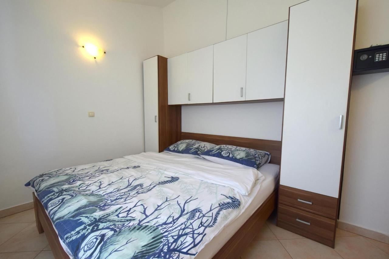 Holiday home Pere